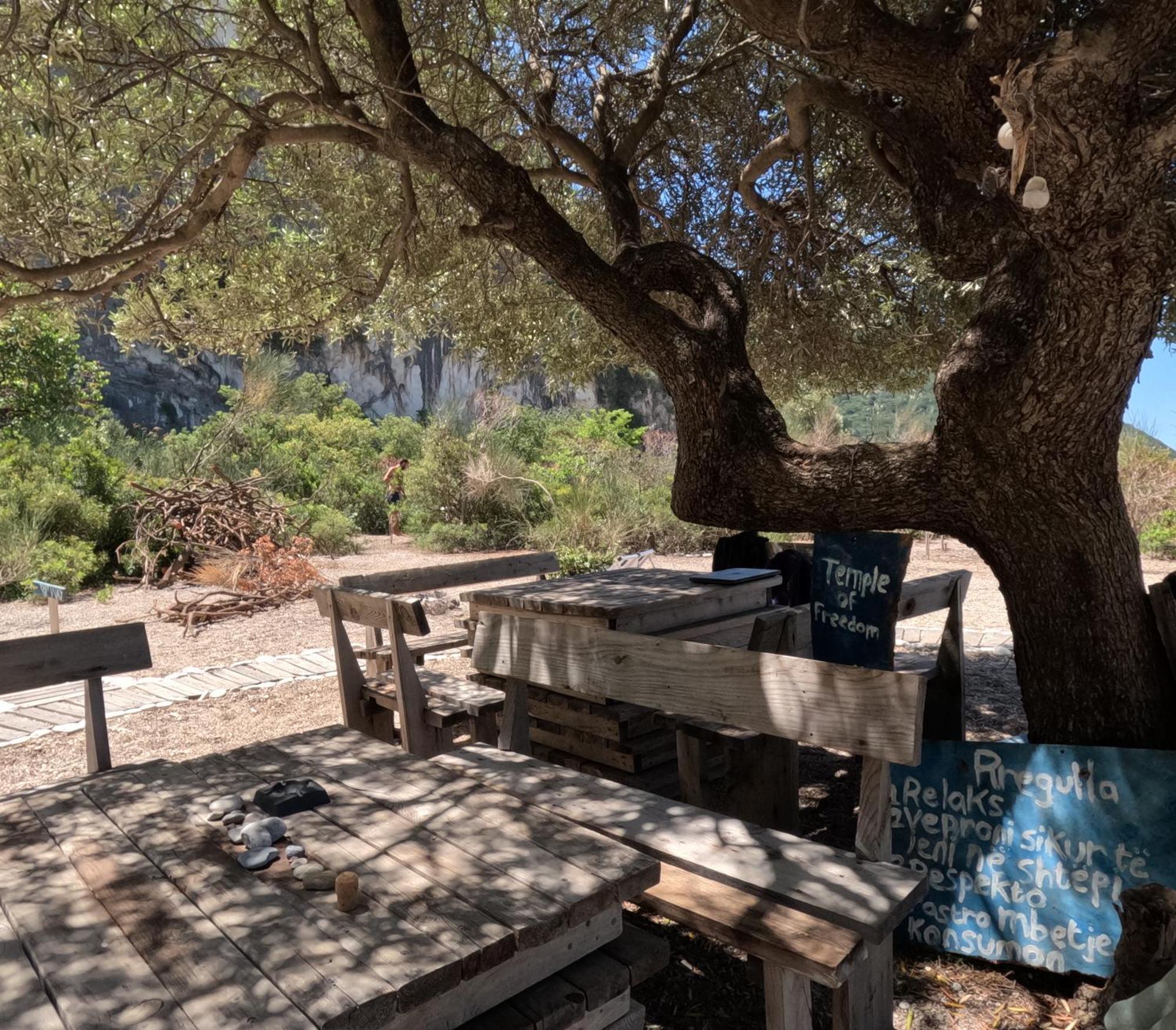 Lost Paradise Eco Camping Himarë Eksteriør billede