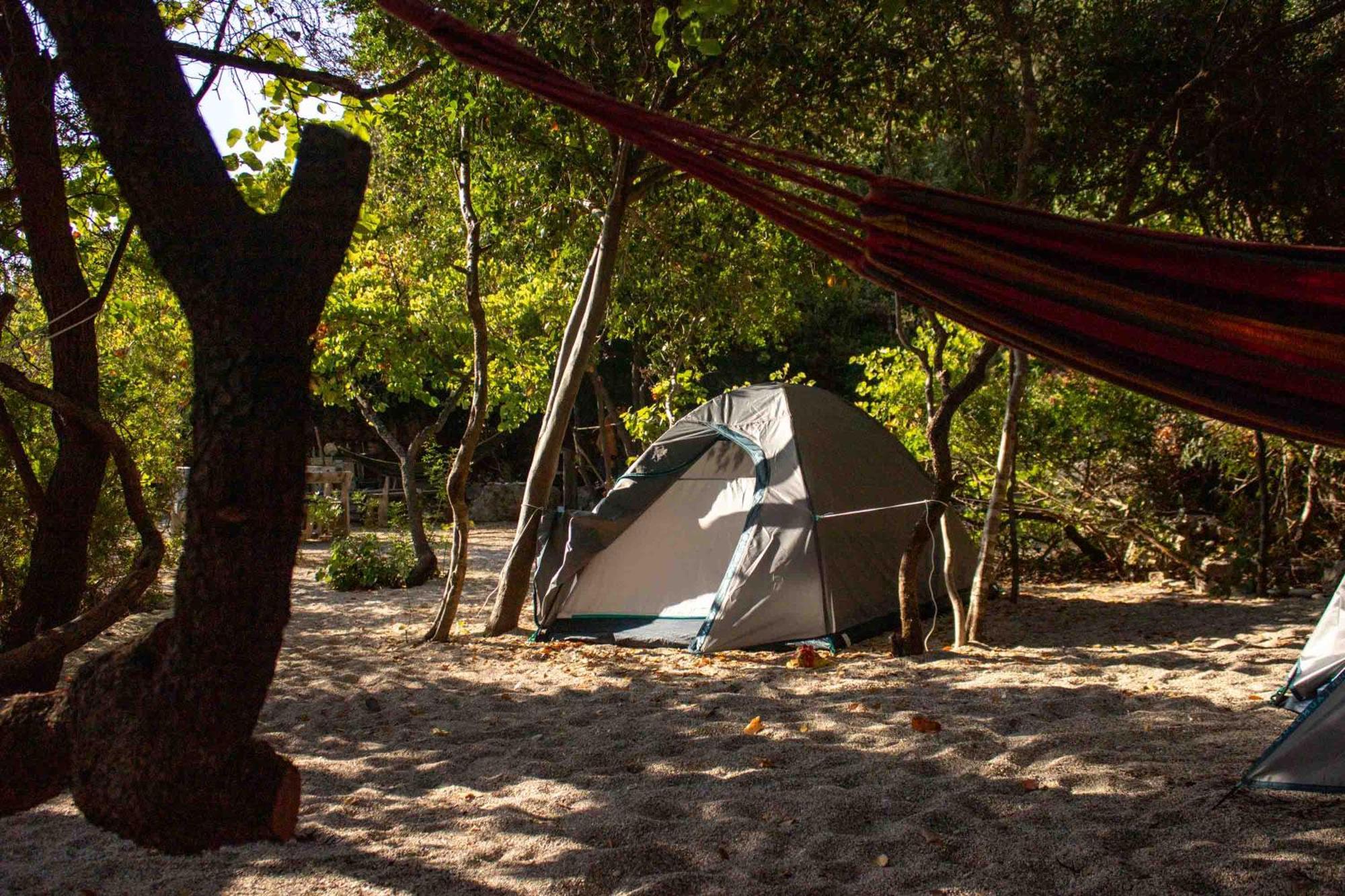 Lost Paradise Eco Camping Himarë Eksteriør billede